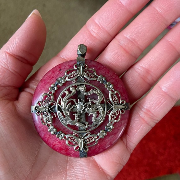 ANTIQUE Red Jade Pendant- Heavy - Picture 2 of 2